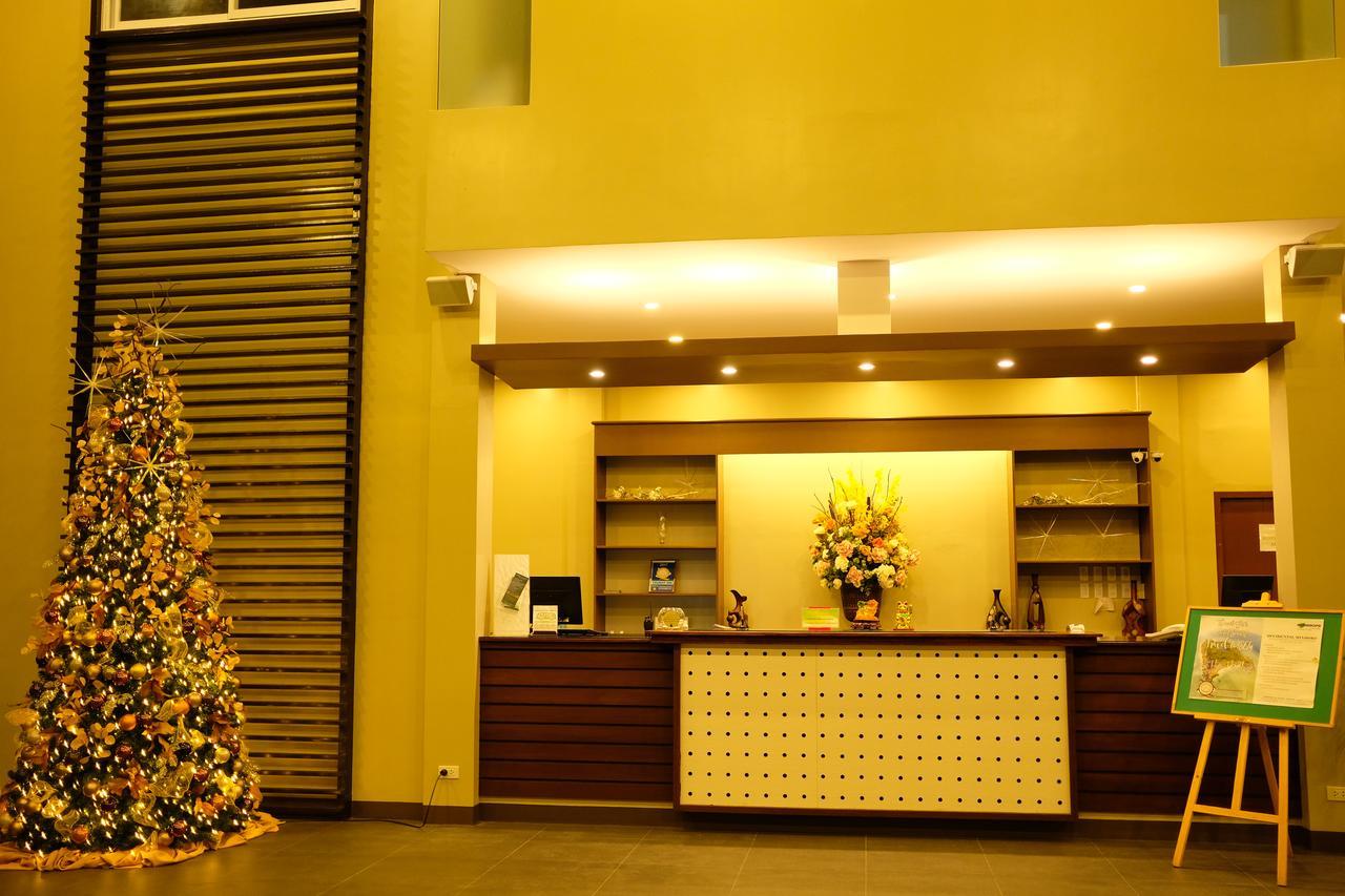 Seasons Hotel And Convention Center San Jose  Bagian luar foto