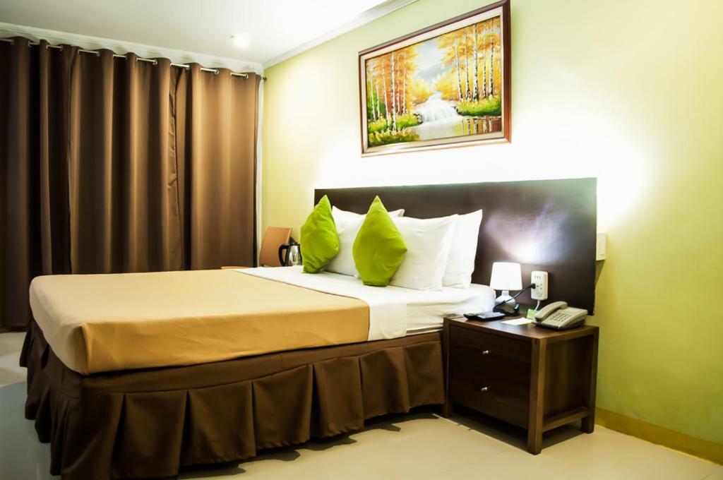 Seasons Hotel And Convention Center San Jose  Bagian luar foto